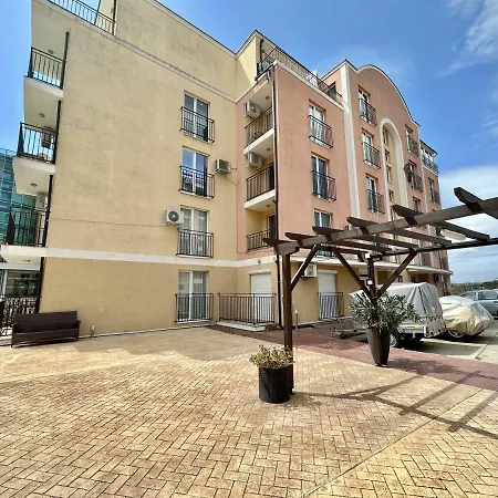 Cozy Sunny * Slăntjev Brjag