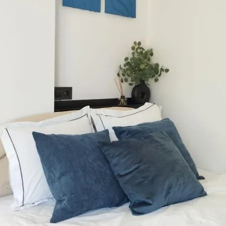 Апартаменты Cozy Sunny *