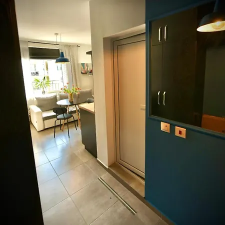 Cozy Sunny Apartment